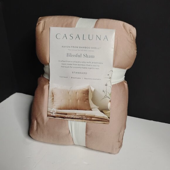 New Casaluna Standard Blissful Pillow Sham Rayon From Bamboo Quilt - Picture 1 of 5